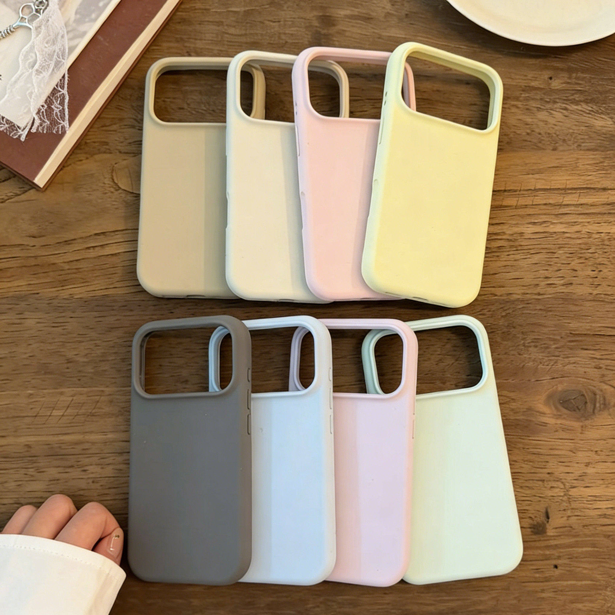 Minimalistyczne, jednokolorowe – Phone Cases Iphone 13 recenzja i cena