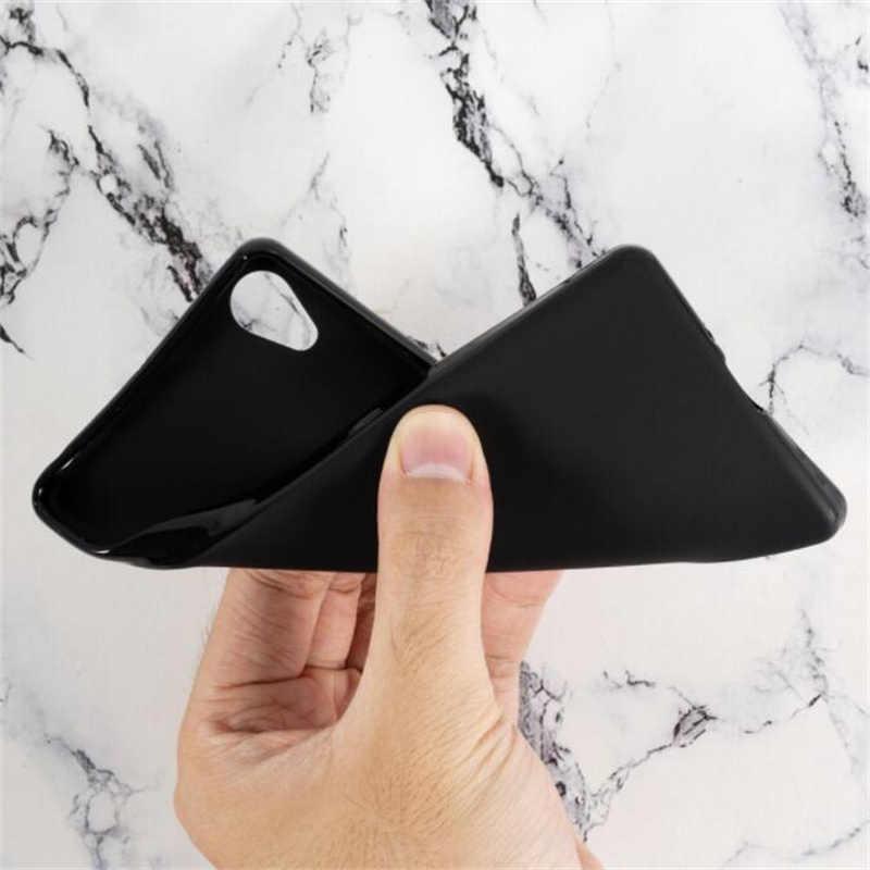 Etui na telefon Sony Xperia X  – Phone Cases H&M recenzja i cena
